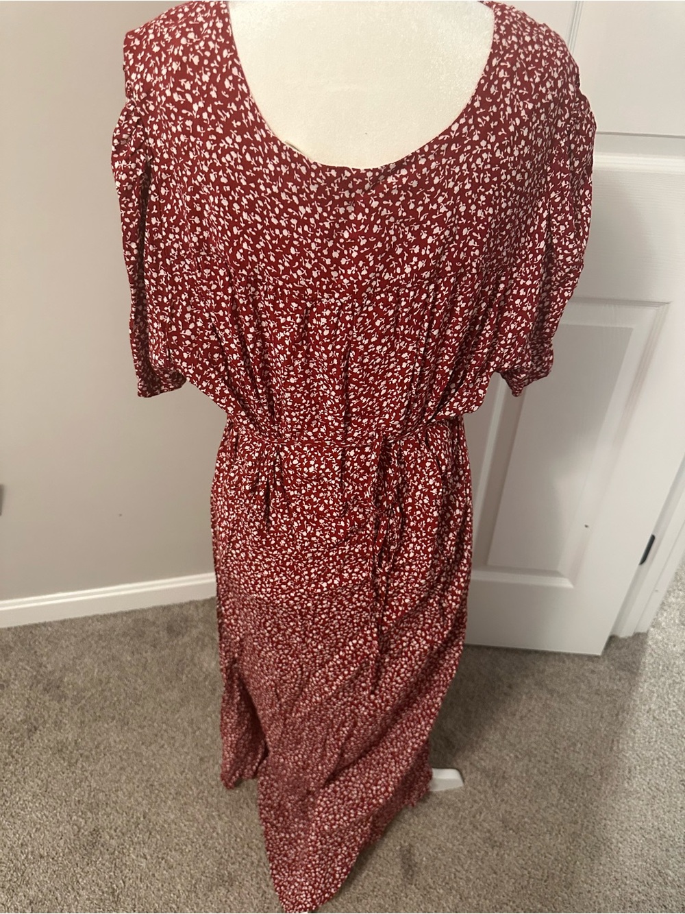Levi's Red Floral V-Neck Maxi Dress with White Print - Picture 4 of 5